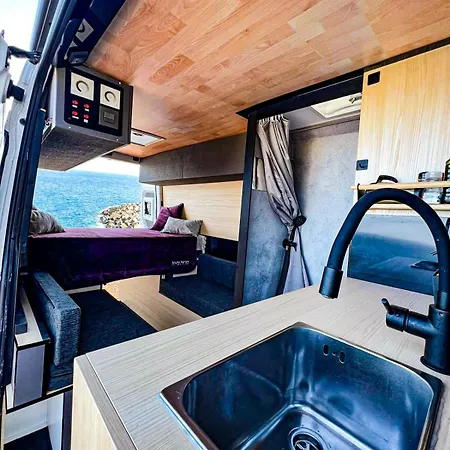 Camper Bronzita With Shower *